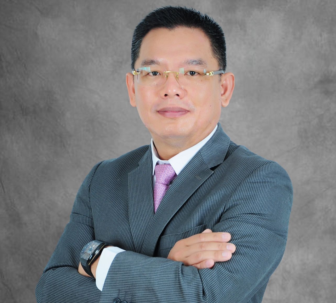 Dr. Tola Lim
